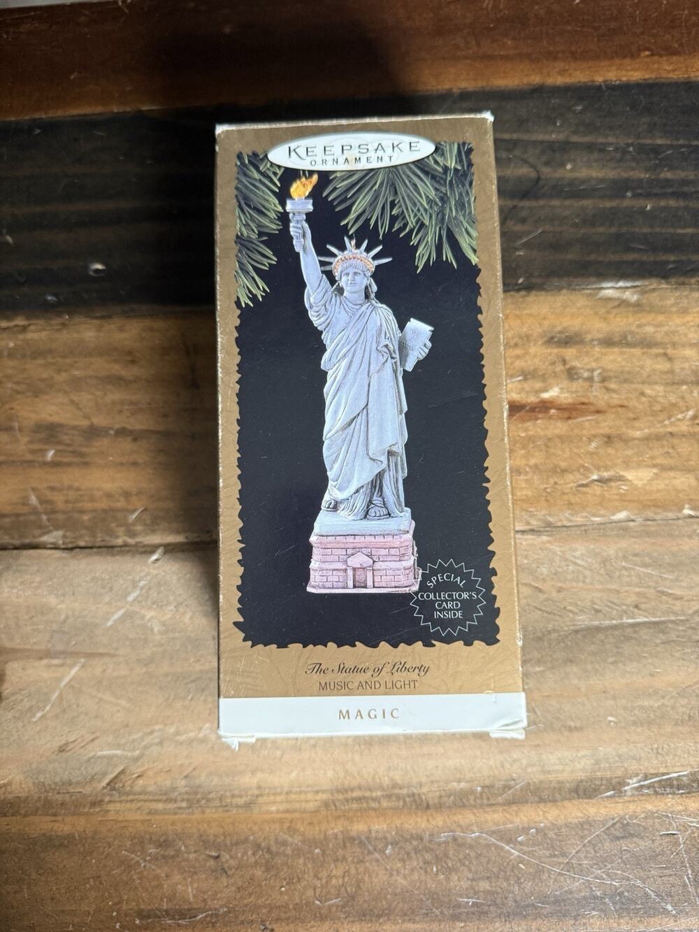 1996, THE STATUE OF LIBERTY, HALLMARK KEEPSAKE ORNAMENT
